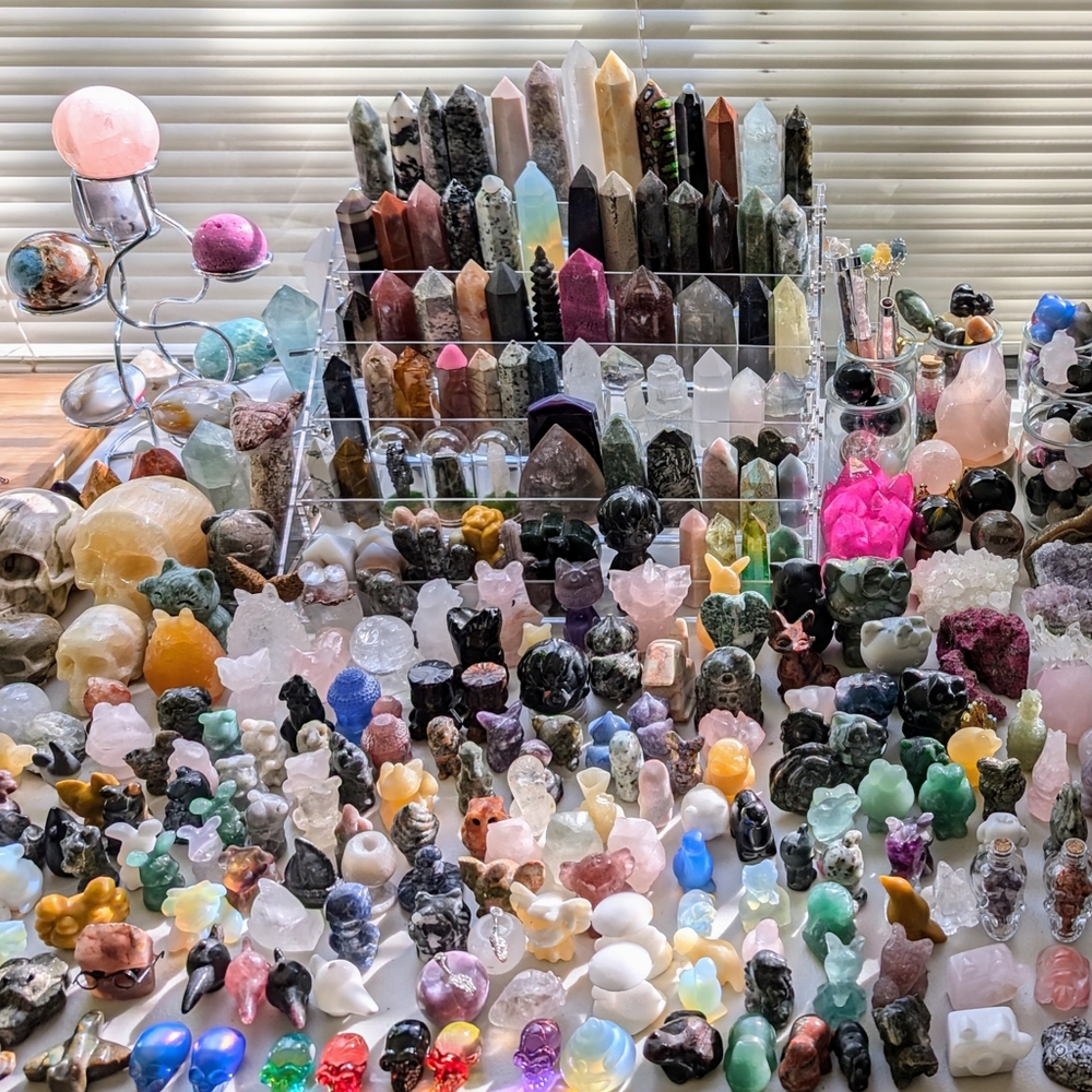 Crystals & Gemstones LIVE LISTING